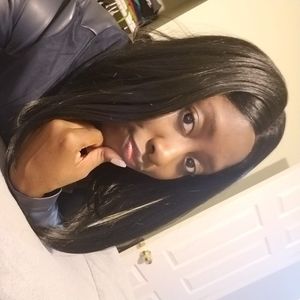 Meet your Posher, Amber